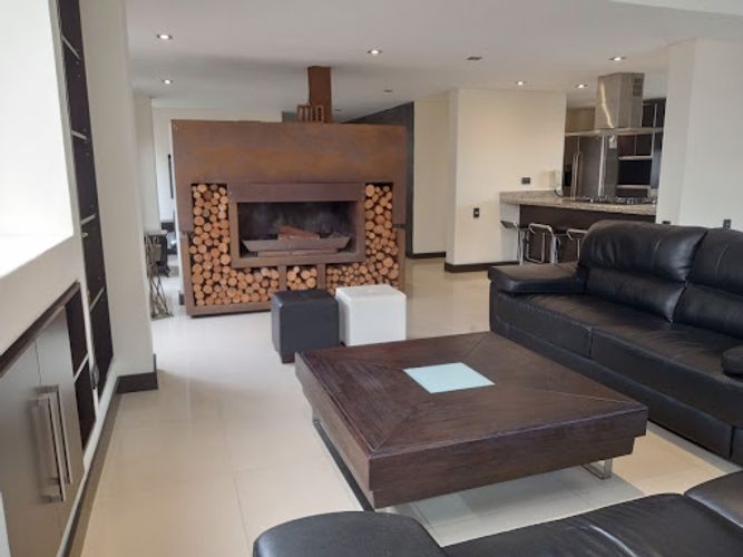 Apartamento en venta en El Contador, Bogotá · foto 3 de 24