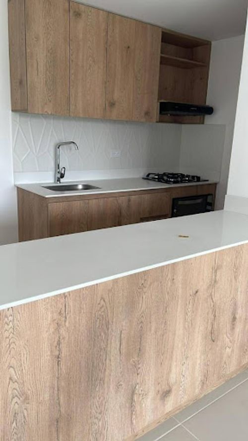 Apartamento de 2 alcobas en arriendo en San German, Medellín, 70 m² · foto 2 de 9