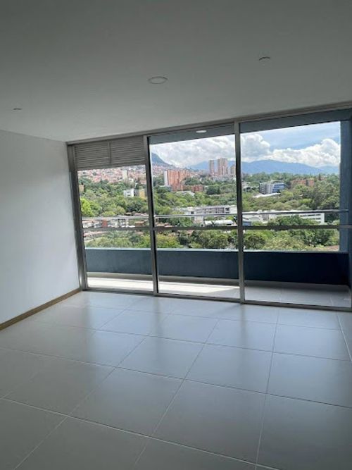 Apartamento de 2 alcobas en arriendo en San German, Medellín, 70 m² · foto 3 de 9