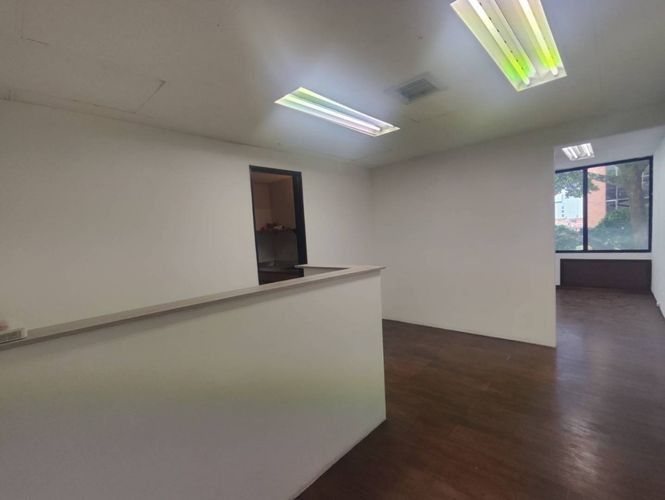 Oficina en arriendo en Milla De Oro, Medellín, 40 m² · foto 4 de 14