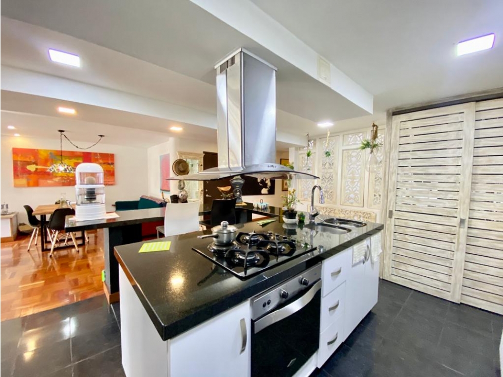 Apartamento en venta en Los Rosales, Bogotá · foto 10 de 24