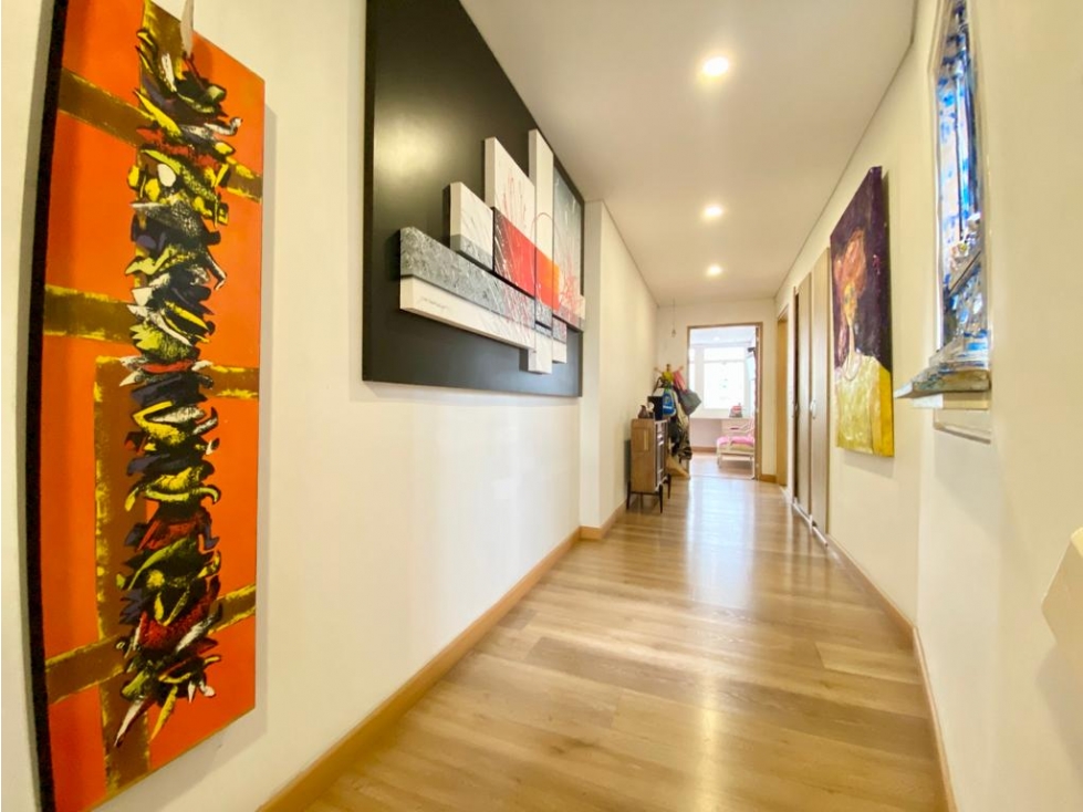 Apartamento en venta en Los Rosales, Bogotá · foto 18 de 24