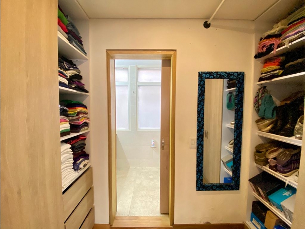 Apartamento en venta en Los Rosales, Bogotá · foto 22 de 24