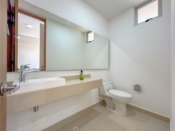 Casa en venta en Alfaguara, Jamundí, 220 m² · foto 3 de 17