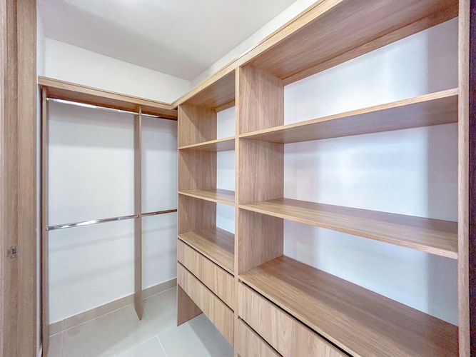 Casa en venta en Alfaguara, Jamundí, 220 m² · foto 2 de 17