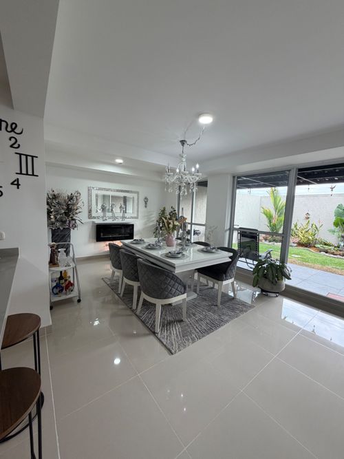 Casa en venta en Alfaguara, Jamundí, 220 m² · foto 11 de 17