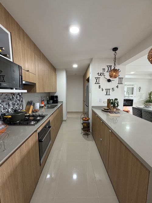 Casa en venta en Alfaguara, Jamundí, 220 m² · foto 9 de 17