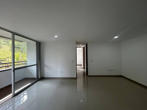 Apartamento en venta en Aves Maria, Itagüí · foto 3 de 14