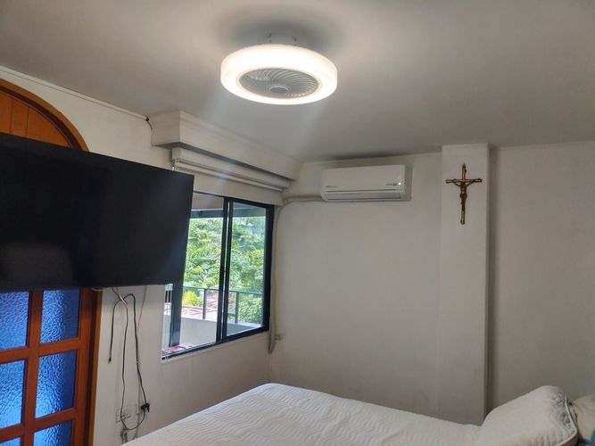 Apartamento de 3 alcobas en venta en El Poblado, Medellín, 130 m² · foto 12 de 17