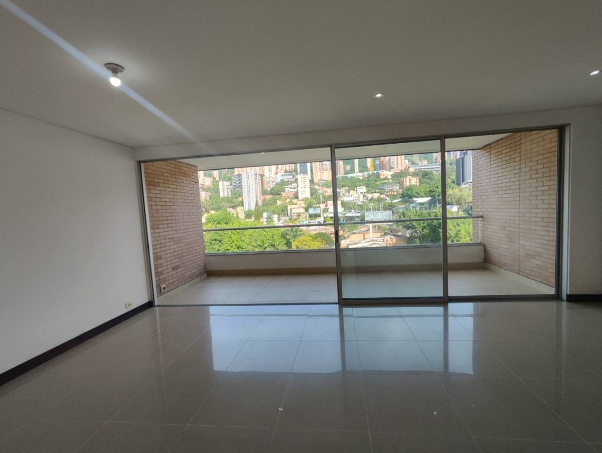 Apartamento en arriendo en La Florida, Medellín · foto 5 de 20