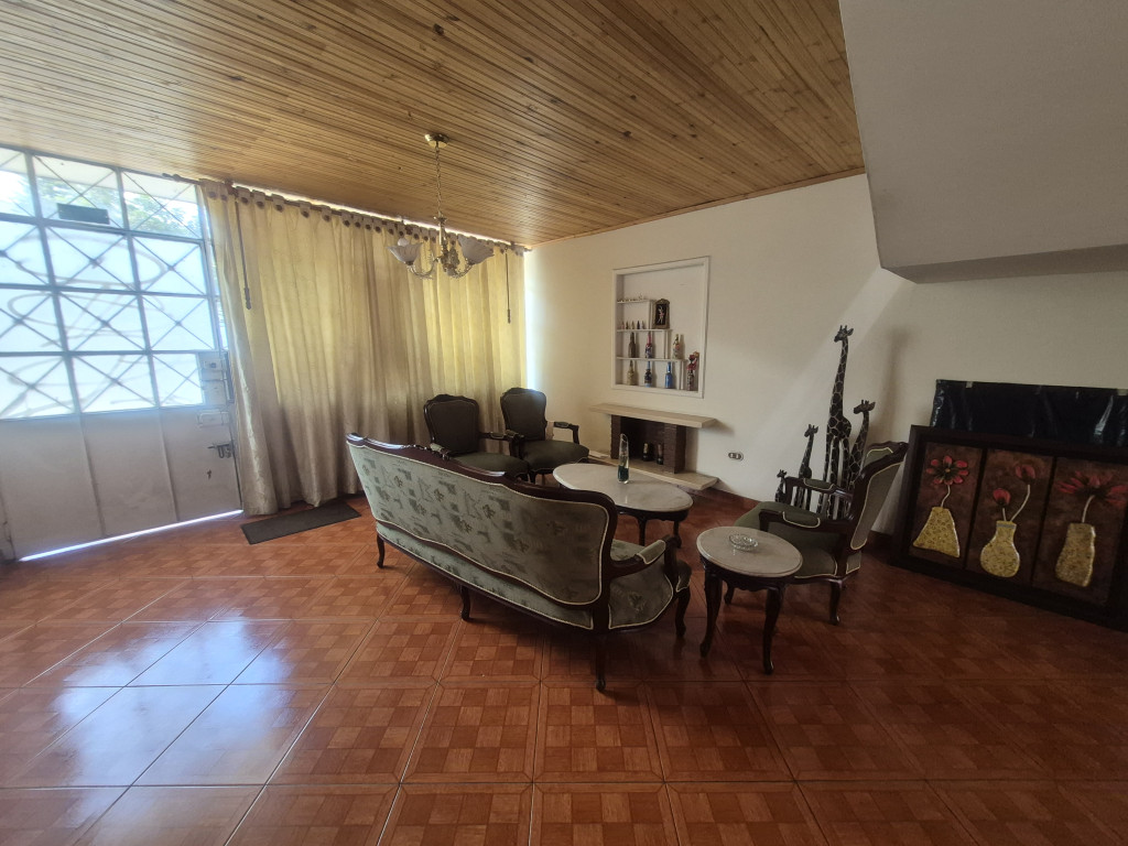 Casa en venta en Belalcazar, Bogotá · foto 2 de 20
