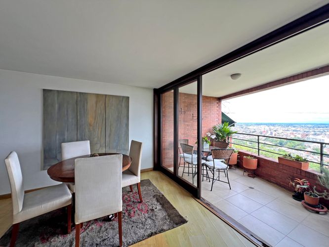 Apartamento de 2 alcobas en venta en Bellavista, Cali, 115 m² · foto 6 de 21