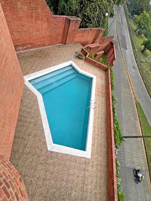 Apartamento de 2 alcobas en venta en Bellavista, Cali, 115 m² · foto 8 de 21