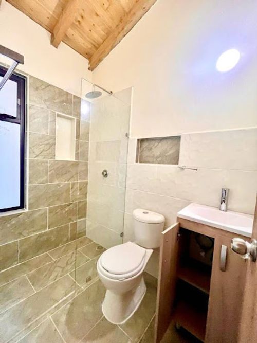 Finca en arriendo en La Mosquita, Guarne, 80 m² · foto 11 de 18