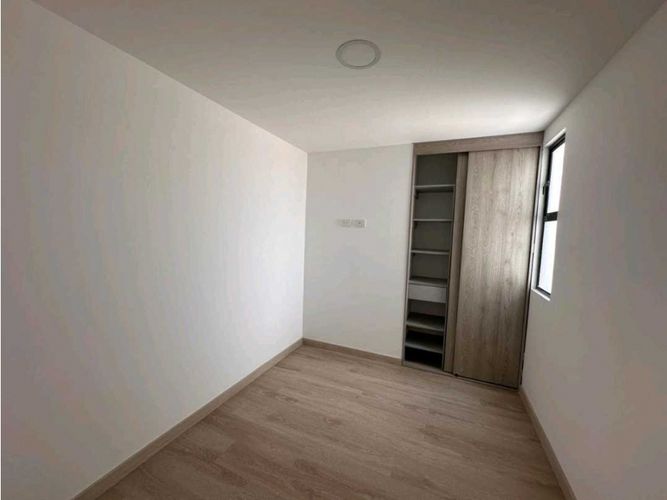 Apartamento de 3 alcobas en venta en Puente Pelaez, El Retiro, 65 m² · foto 5 de 12