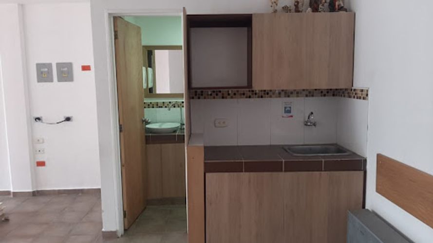 Local en arriendo en El Porvenir, Rionegro, 72 m² · foto 2 de 7