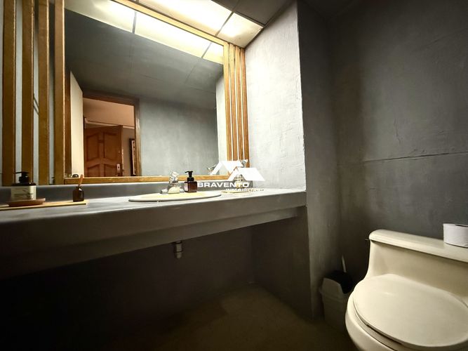 Apartamento de 4 alcobas en arriendo en Los Balsos, Medellín, 212 m² · foto 4 de 17