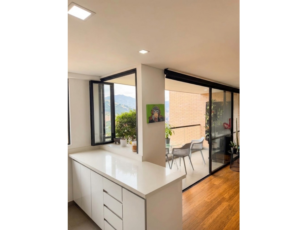 Apartamento en venta en Loma De Las Brujas, Envigado · foto 2 de 24