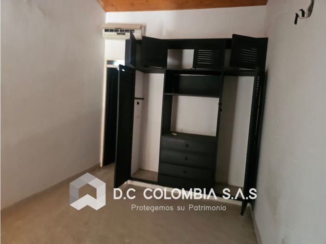 Casa de 3 alcobas en venta en Co. Altos De Chicala, Girardot, 92 m² · foto 5 de 24
