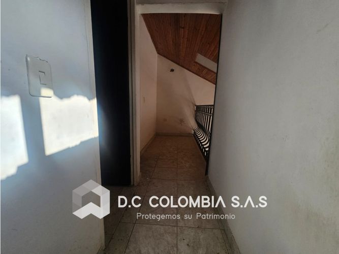 Casa de 3 alcobas en venta en Co. Altos De Chicala, Girardot, 92 m² · foto 12 de 24