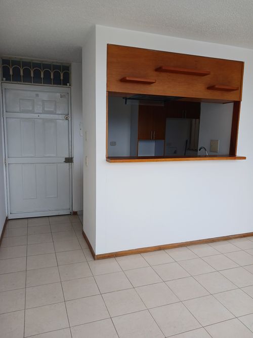 Apartamento de 3 alcobas en venta en Uaecd 007, Soacha, 57 m² · foto 5 de 18