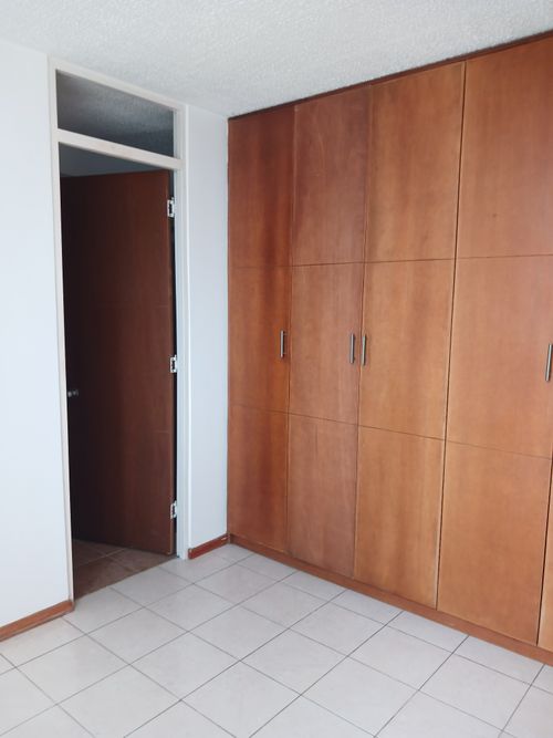 Apartamento de 3 alcobas en venta en Uaecd 007, Soacha, 57 m² · foto 2 de 18