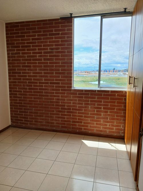 Apartamento de 3 alcobas en venta en Uaecd 007, Soacha, 57 m² · foto 16 de 18