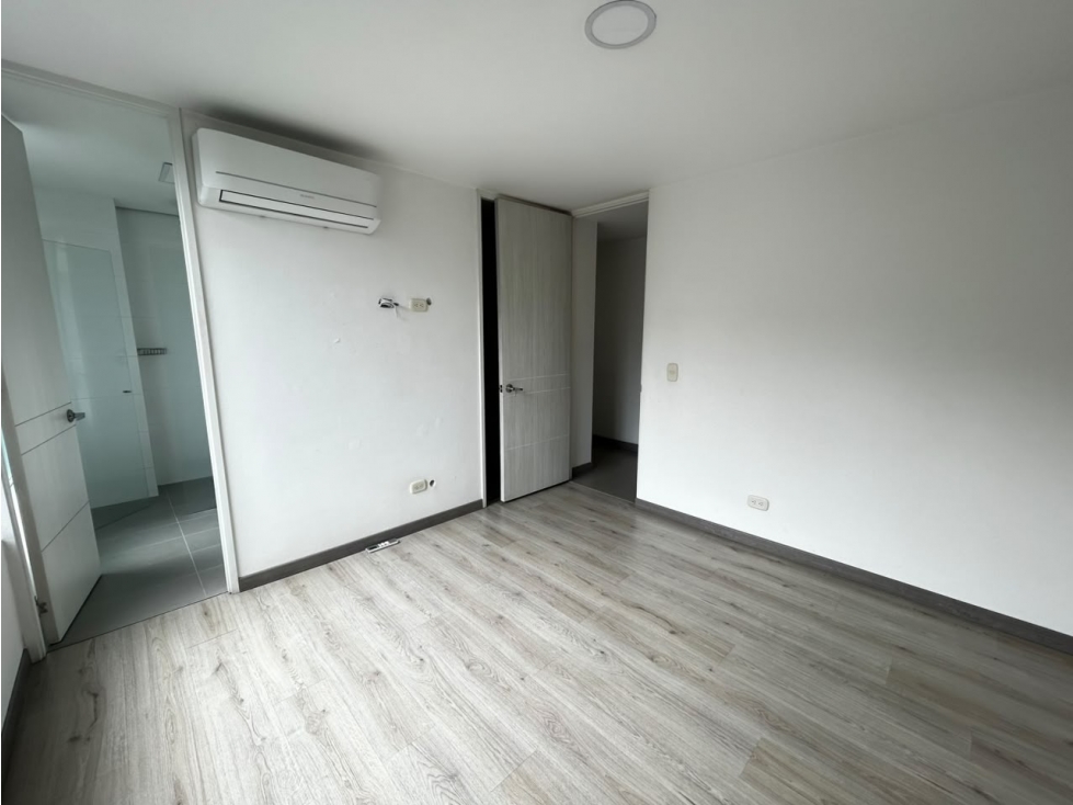 Apartamento en arriendo en Las Palmas, Medellín · foto 11 de 18