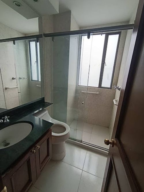 Apartamento de 3 alcobas en venta en Chicó Navarra, Bogotá, 114 m² · foto 4 de 24