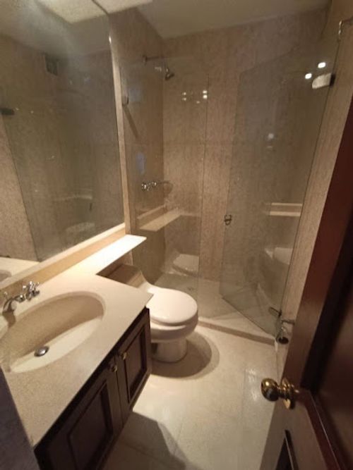 Apartamento de 3 alcobas en venta en Chicó Navarra, Bogotá, 114 m² · foto 12 de 24
