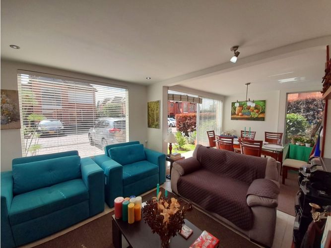 Casa de 3 alcobas en venta en Quintas Del Bosque, Chía, 260 m² · foto 3 de 24