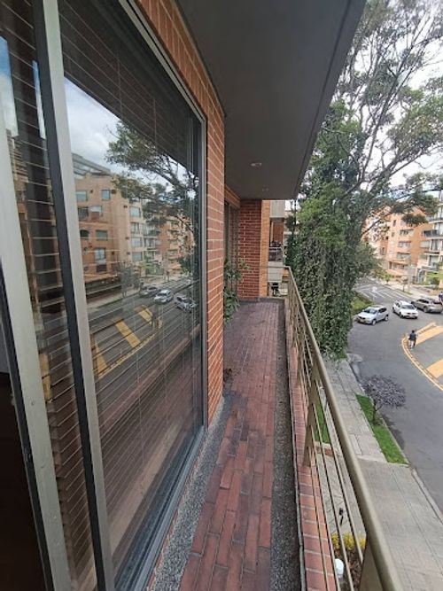 Apartamento de 3 alcobas en venta en Chicó Navarra, Bogotá, 114 m² · foto 19 de 24