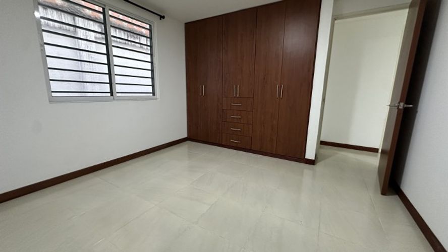 Apartamento en venta en Santa Monica Popular, Cali · foto 7 de 15
