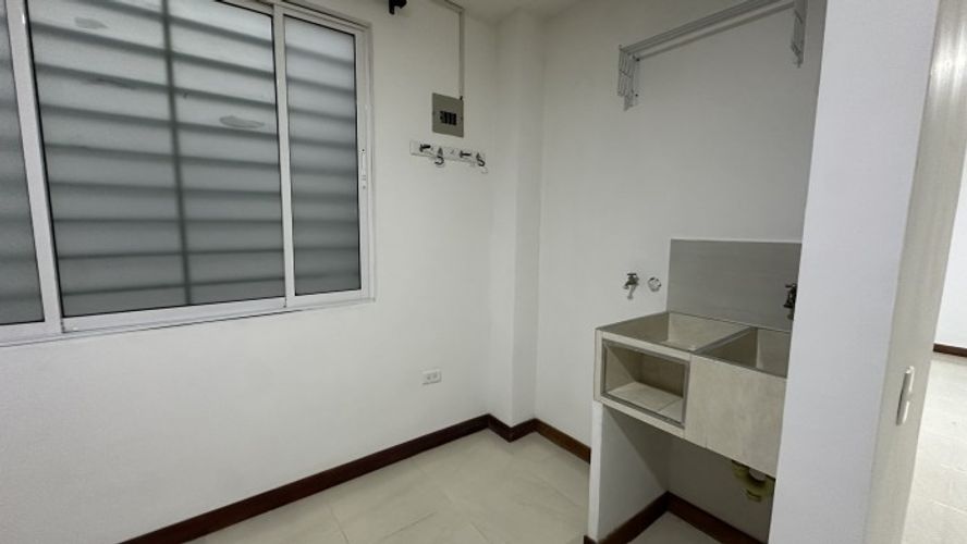 Apartamento en venta en Santa Monica Popular, Cali · foto 13 de 15