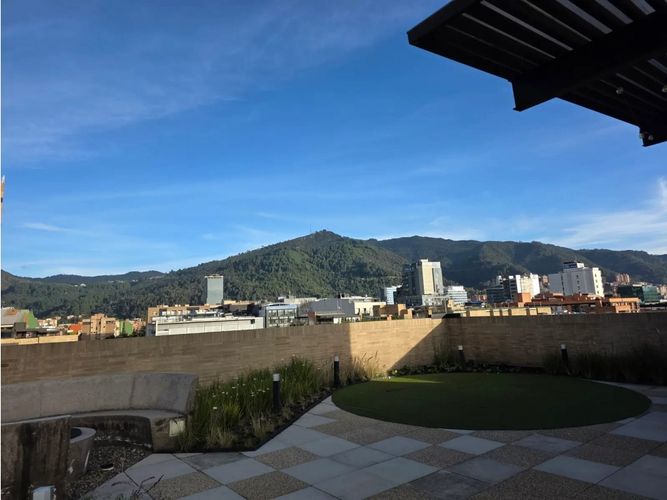 Apartaestudio en venta en Santa Paula, Bogotá, 61 m² · foto 2 de 12