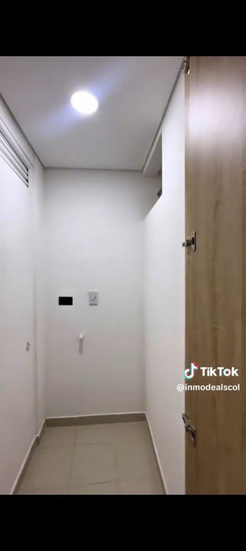 Apartaestudio en venta en Hipotecho Occidental, Bogotá, 31 m² · foto 3 de 8
