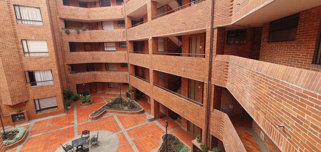 Apartamento en venta en Modelia Occidental, Bogotá · foto 3 de 24
