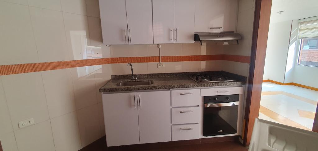 Apartamento en venta en Modelia Occidental, Bogotá · foto 8 de 24
