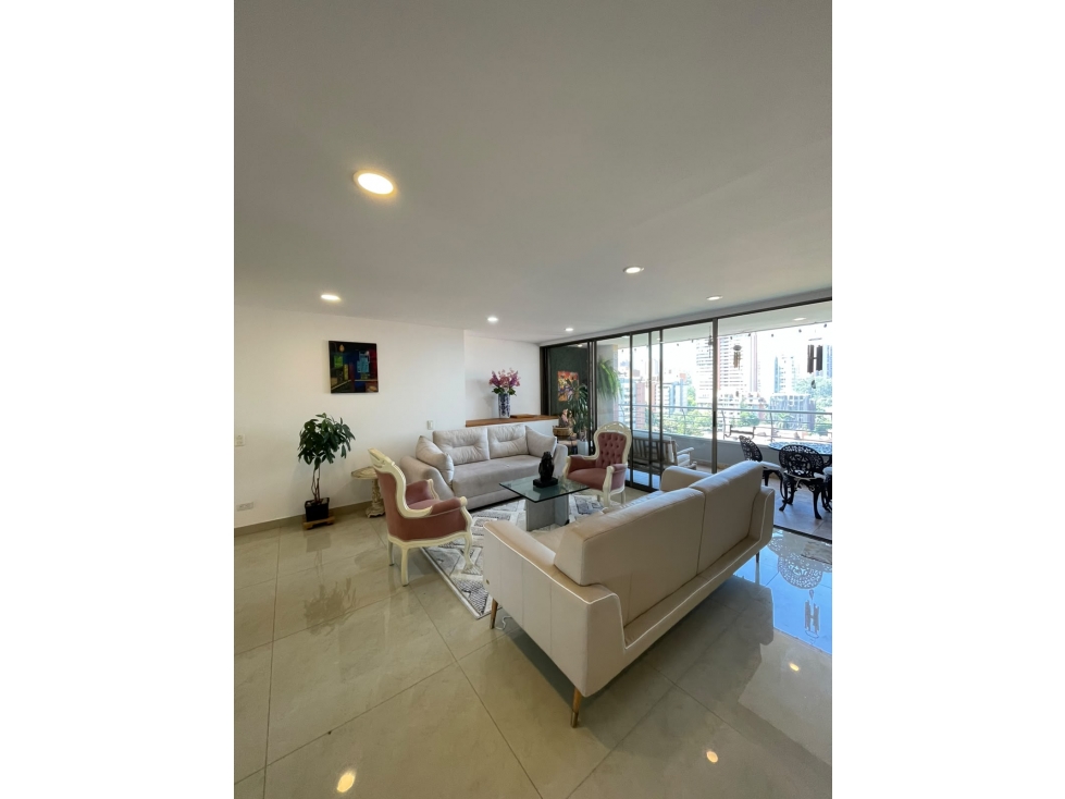 Apartamento en arriendo en Los Parra, Medellín · foto 3 de 13
