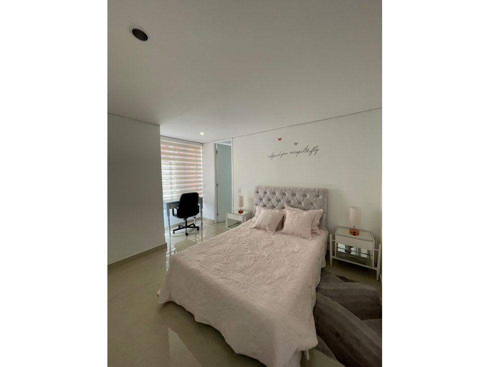 Apartamento en arriendo en Los Parra, Medellín · foto 6 de 13
