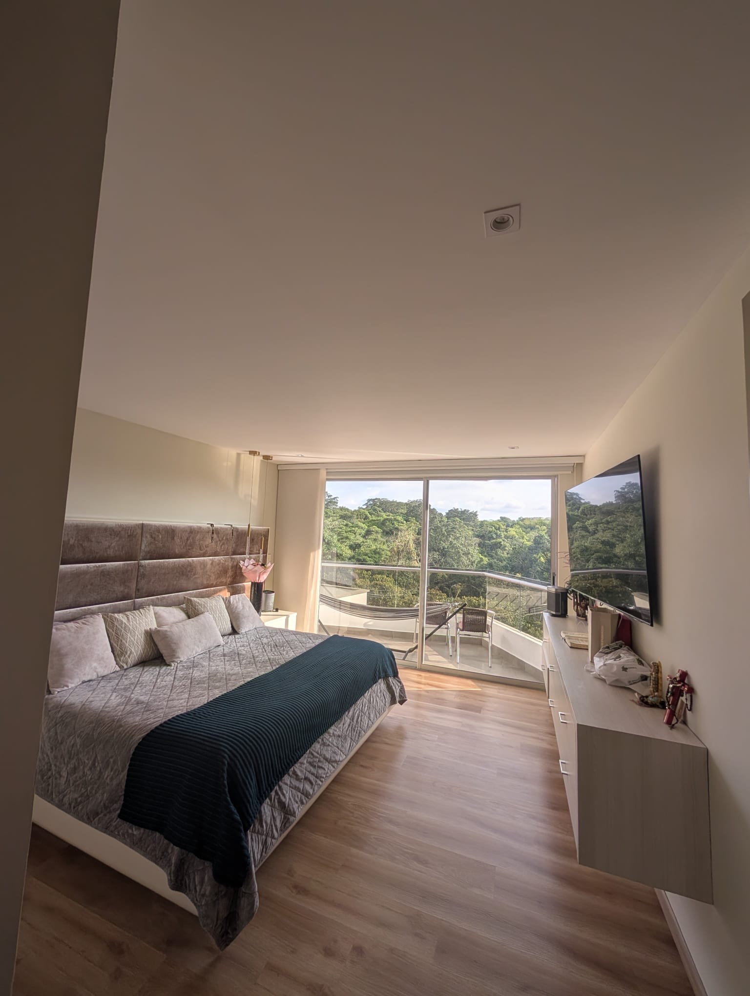 Apartamento en venta en Pinares, Pereira · foto 6 de 12