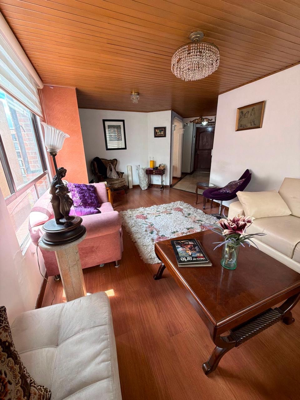Apartamento en venta en Santa Barbara Occidental, Bogotá · foto 5 de 24