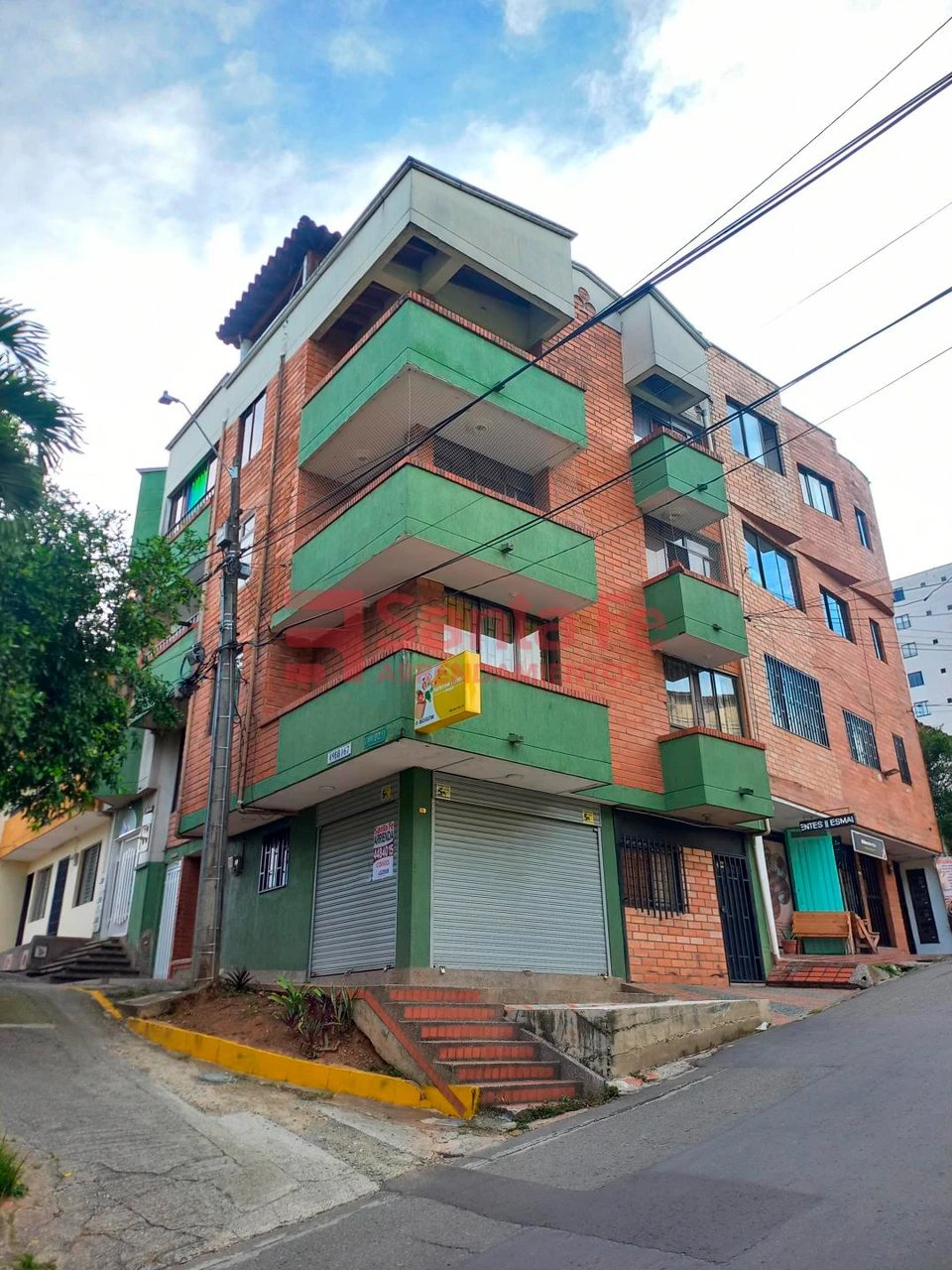 Commercial Space in Calasanz (18 m²) for Sale