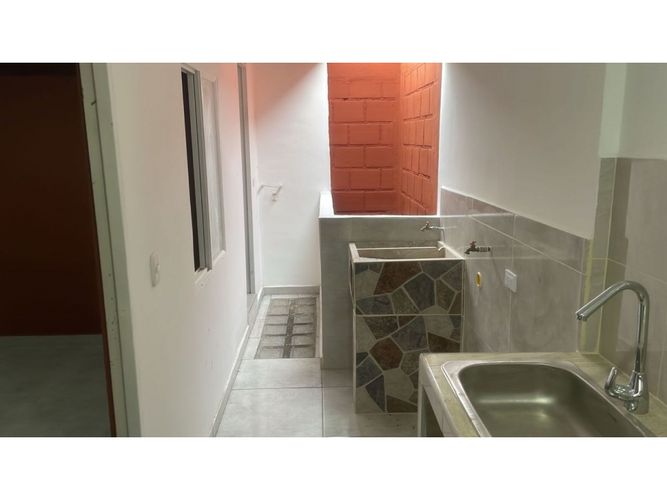 Casa de 4 alcobas en venta en El Carmelo, Candelaria, 120 m² · foto 11 de 13