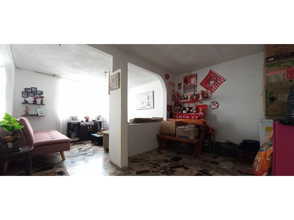 Casa en venta en Ciudad Jardin Norte, Bogotá · foto 3 de 19