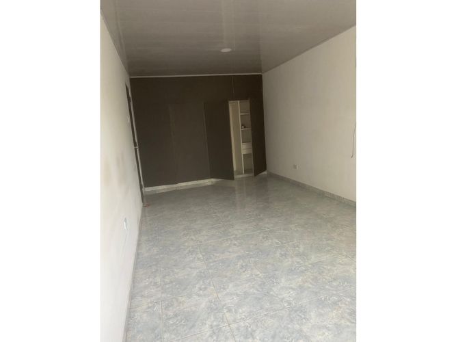 Casa de 8 alcobas en venta en San Vicente, Cali, 576 m² · foto 19 de 21
