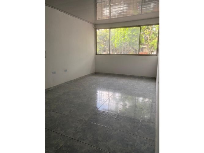 Casa de 8 alcobas en venta en San Vicente, Cali, 576 m² · foto 20 de 21