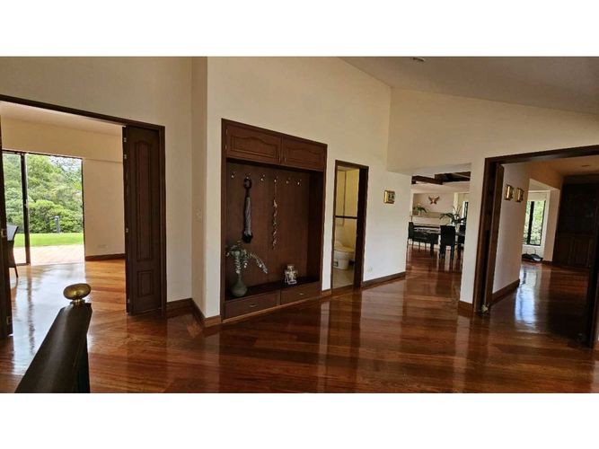 Casa de 5 alcobas en venta en Yerbabuena, Chía, 550 m² · foto 11 de 24