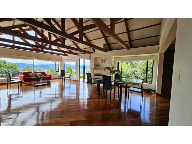 Casa de 5 alcobas en venta en Yerbabuena, Chía, 550 m² · foto 12 de 24