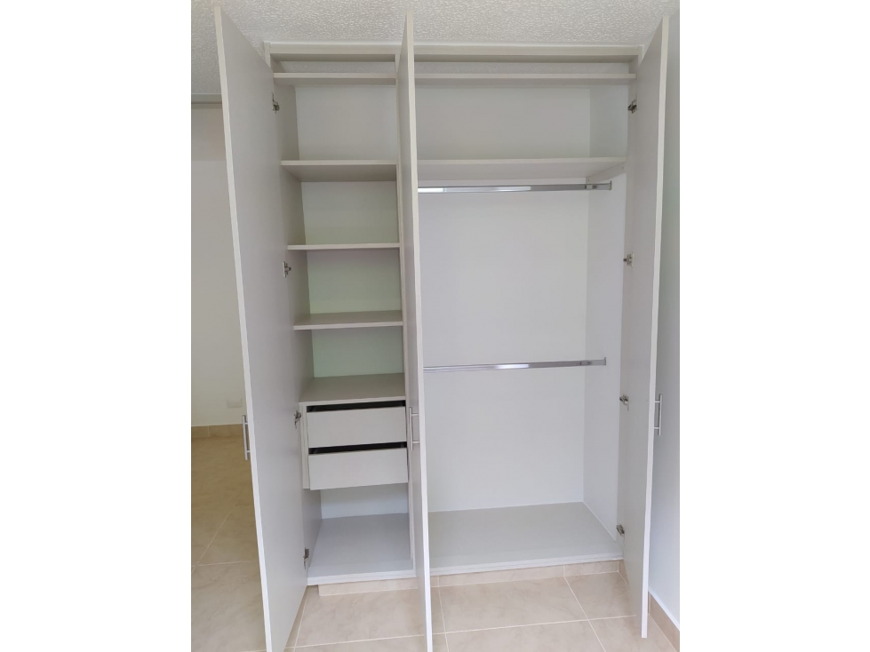 Apartamento en venta en Villa Verde, Pereira · foto 3 de 16